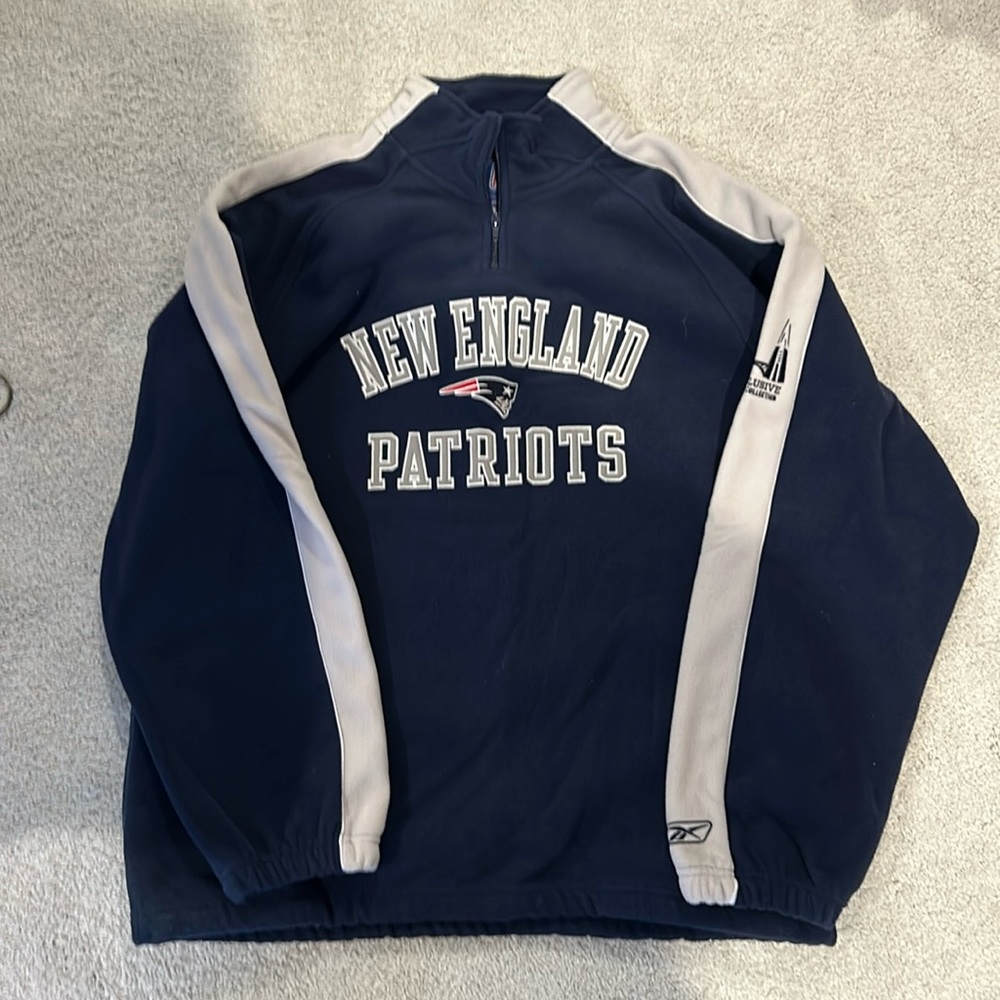 New England Patriots fleece pullover
